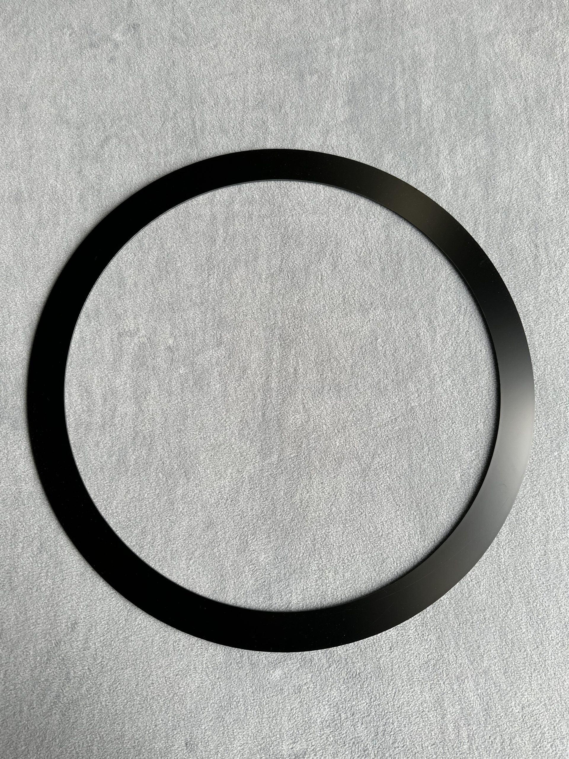 Tapa junta circular de aluminio compuesto de color negro